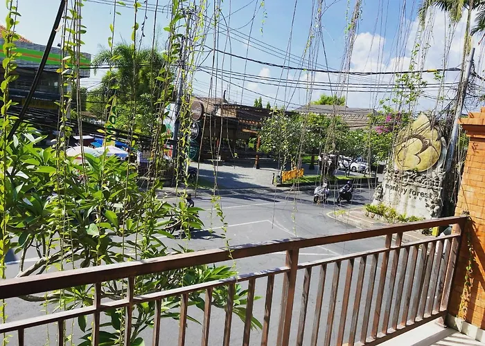 Grey House Monkey Forest Hotel Ubud