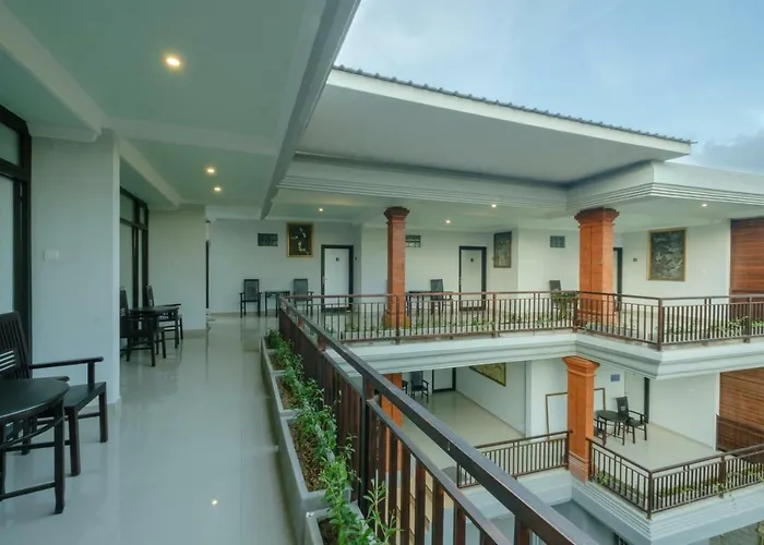 Grey House Monkey Forest Hotel Ubud