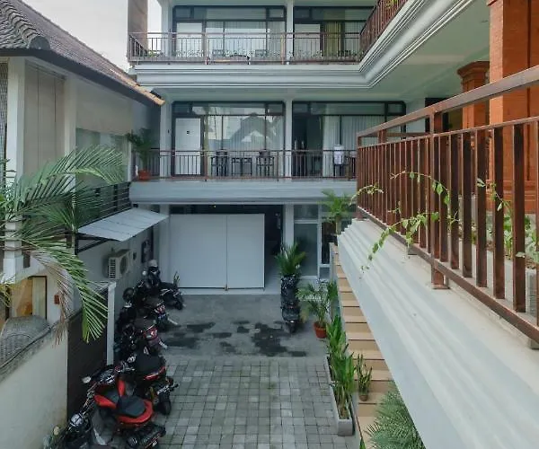 Grey House Monkey Forest Hotel Ubud